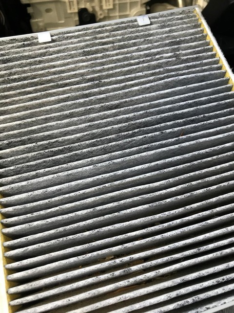 toyota-vellfire-airfilter-before