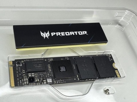 acer-predator-gm7000-04